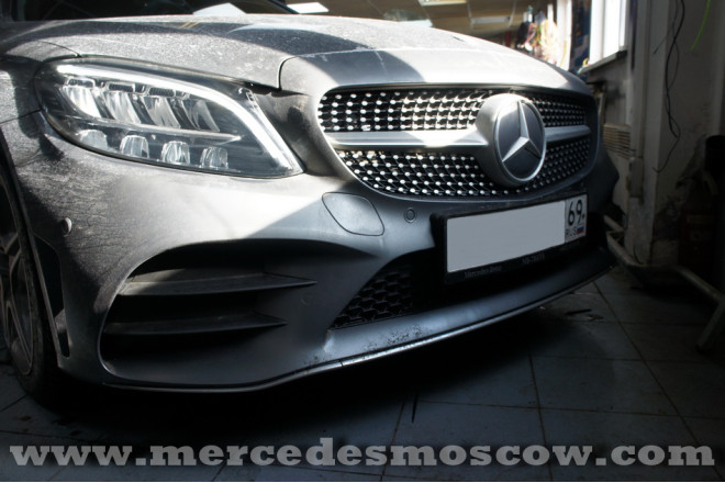 Установка акустики Focal + Центральный динамик для Mercedes C-Class Coupe C205